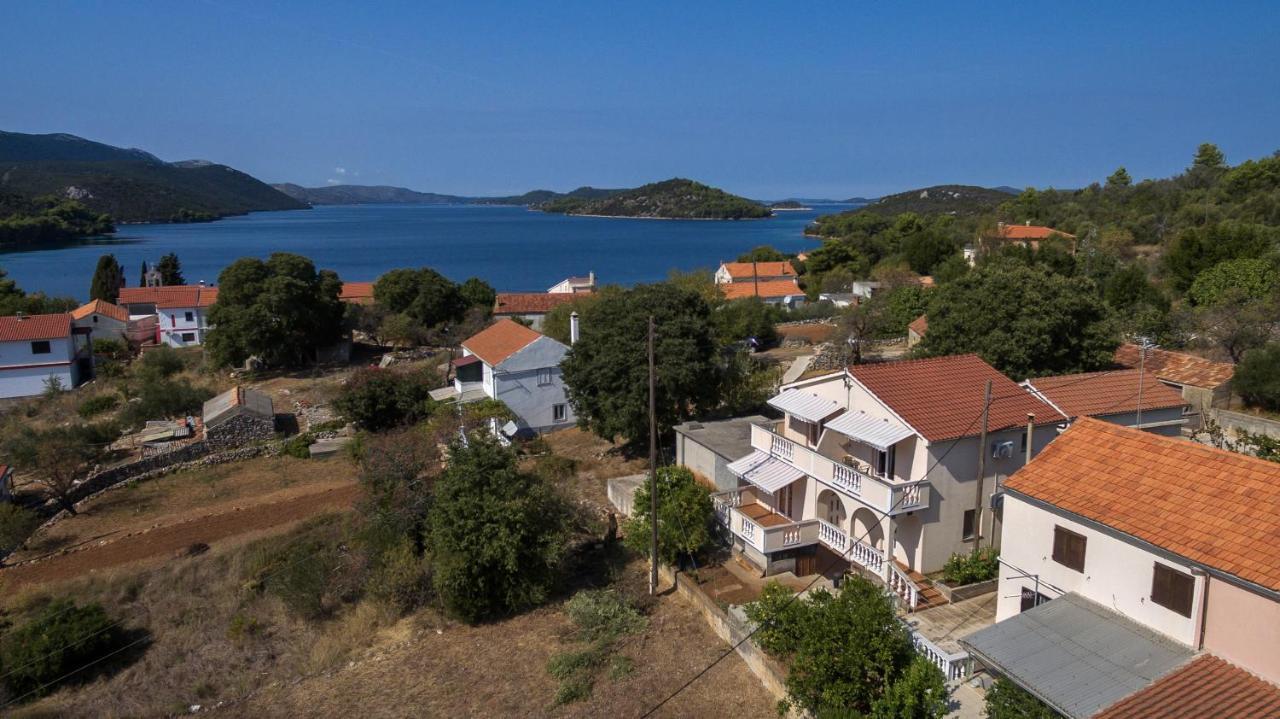 Apartments Slavica Luka  المظهر الخارجي الصورة