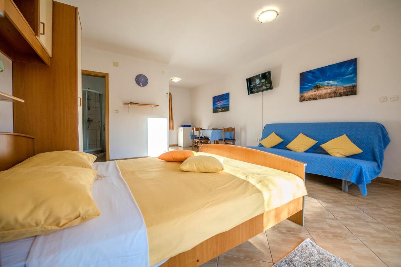 Apartments Slavica Luka  المظهر الخارجي الصورة